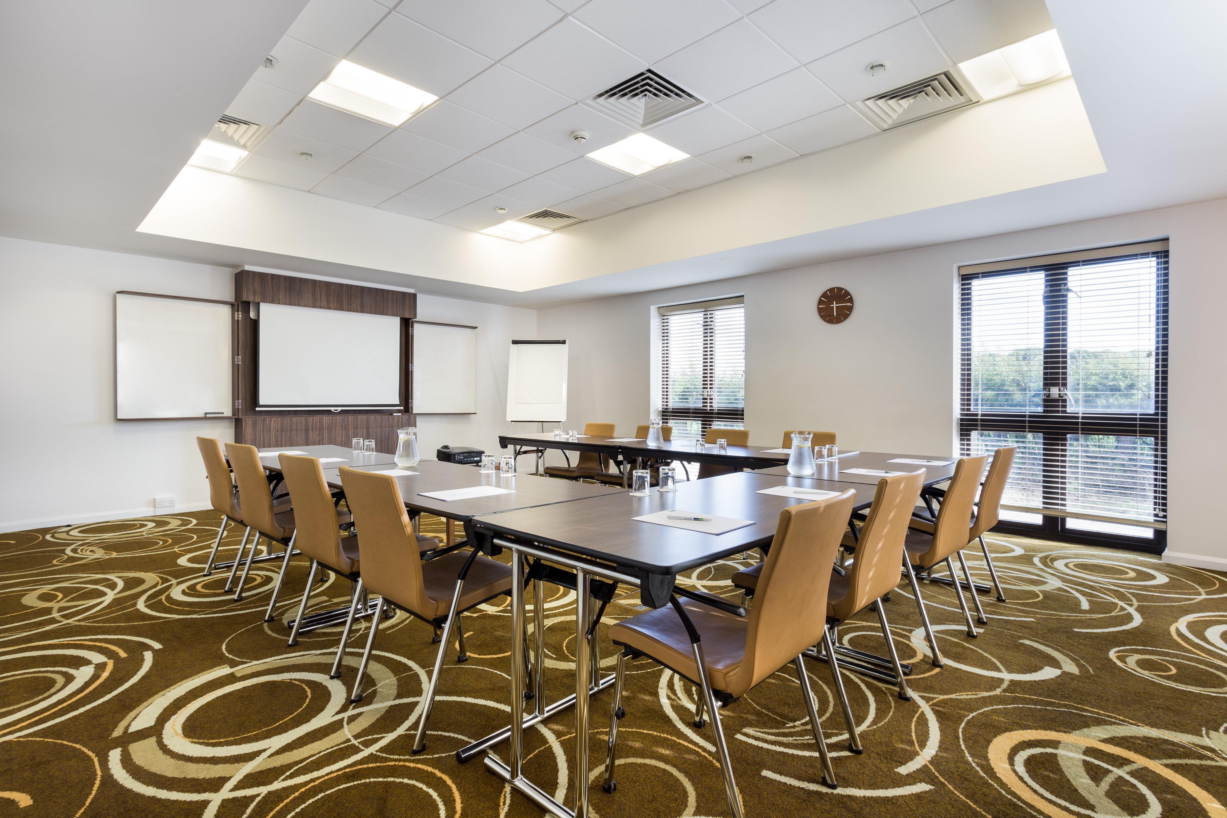 Holiday Inn Express Colchester By Ihg Exterior photo