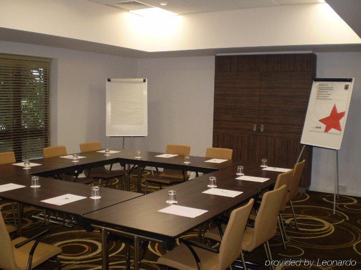 Holiday Inn Express Colchester By Ihg Facilities photo